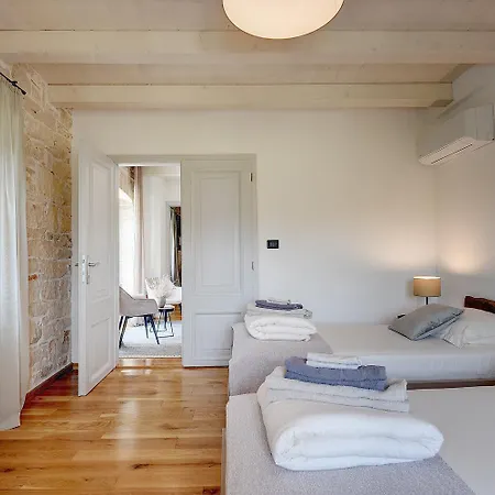 Pi For 8 People In Istria With Heated Pool & Large Garden Villa Tinjan