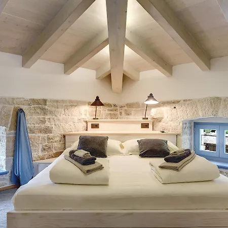 Pi For 8 People In Istria With Heated Pool & Large Garden