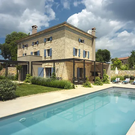 Pi For 8 People In Istria With Heated Pool & Large Garden Tinjan
