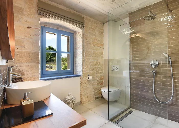Pi For 8 People In Istria With Heated Pool & Large Garden Villa Tinjan