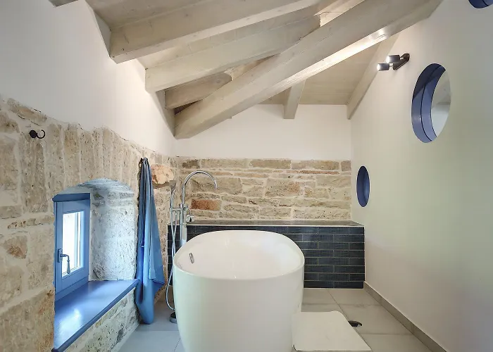 Pi For 8 People In Istria With Heated Pool & Large Garden Villa