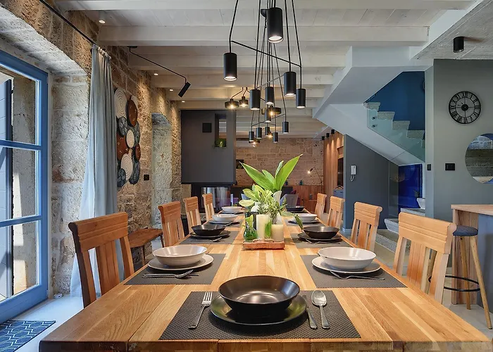 Villa Pi For 8 People In Istria With Heated Pool & Large Garden *