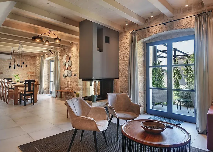 Pi For 8 People In Istria With Heated Pool & Large Garden Tinjan
